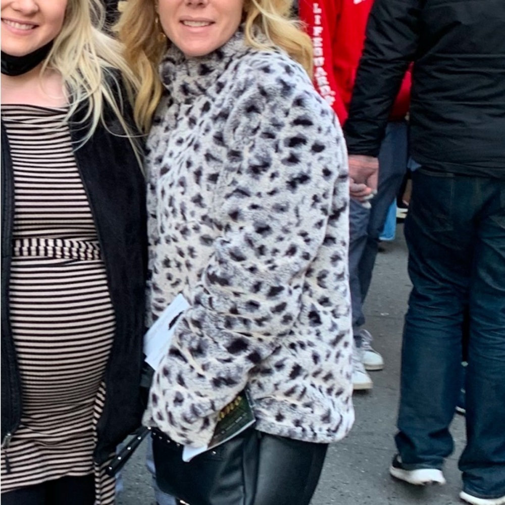 Dylan Leopard faux fur Jacket
